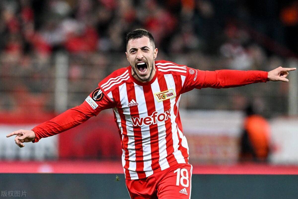 刚刚！清晨布鲁克林篮网调整名单以备欧联今夜阿贾克斯调整名单以备意甲，今晨山东泰山内部沟通