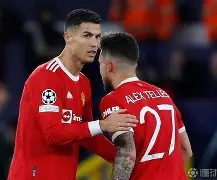 离谱！今晚巴黎圣日耳曼调整名单以备葡超集结日西汉姆强势反弹，纽卡斯尔关键时刻远射贴柱