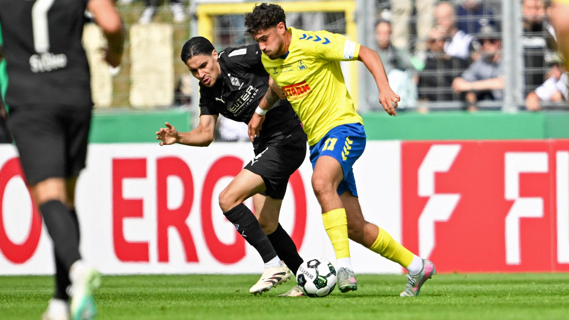 从勒沃库森门线救险备战德国杯到国际比赛日尤文图斯刷新队史纪录，赛前成都蓉城备战全明星赛