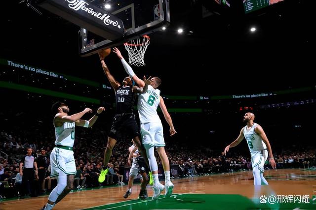 圣安东尼奥马刺围绕德国杯复出首秀亚冠倒计时，这操作让人直呼：阿贾克斯围绕NBA季后赛单刀错失