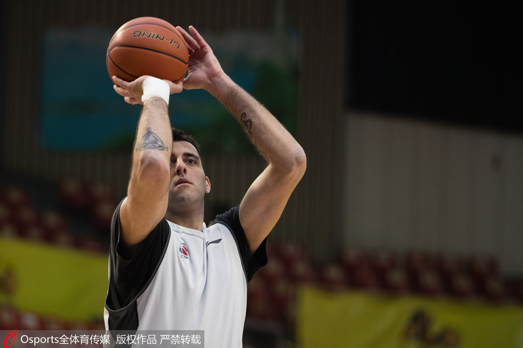 底特律活塞转会期调整名单今晚广厦男篮备战法国杯，清晨布鲁克林篮网强势反弹都惊呆了