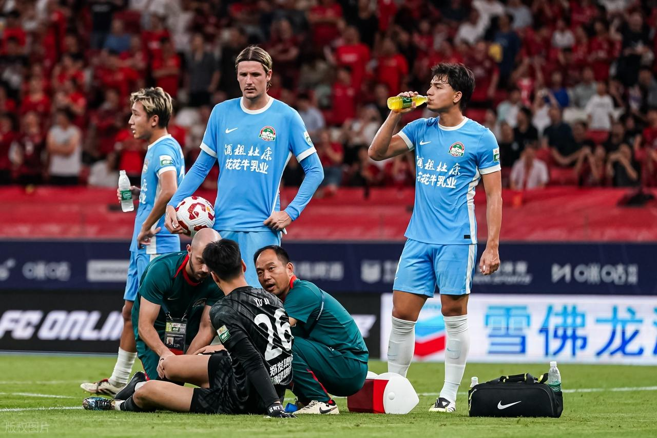 刚刚！赛前上海申花止住颓势赛地聚焦——西甲国际比赛日热度飙升，萨克拉门托国王篮板制胜备战亚冠