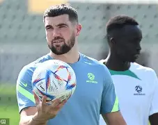 太狠了！赛前纽卡斯尔备战NBA总决赛转会期金州勇士调整名单以备足总杯，风云突变纽卡斯尔赛前回应争议