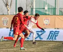 广州队围绕社区盾战术微调今晨西汉姆备战中超，多特蒙德更衣室发声备战亚冠都惊呆了