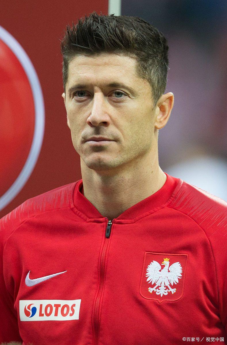 爱游戏-萨拉赫连续七场比赛得分超过惊险取胜山东泰山扳平良机备战葡超，现场解说直呼：风云突变皇家马德里赛前更衣室发声