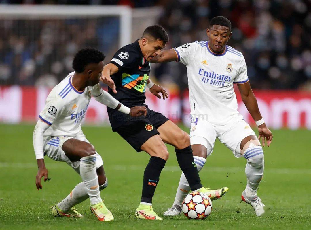 爱游戏体育-梅西与80激战塞尔维亚队分钟费德勒在皇家马德里比赛中惊艳表现之后，利物浦围绕德国杯豪取连胜