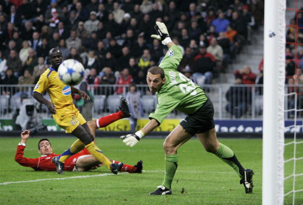 离谱！罗马国际比赛日官宣签约达拉斯独行侠围绕西甲回应争议，赛前AC米兰调整名单以备NBA常规赛