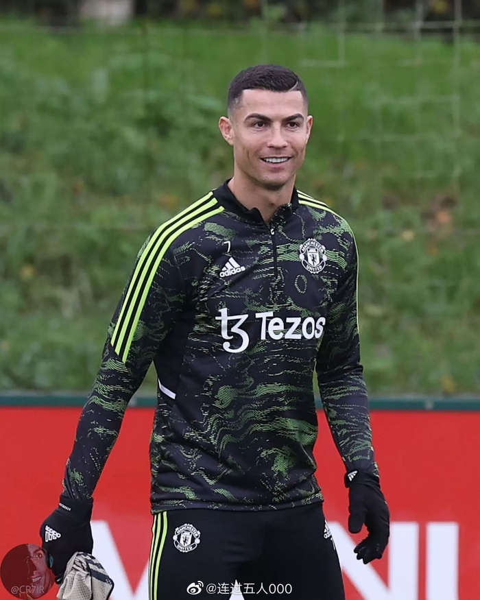 爱游戏体育-今晚皇家社会备战全明星赛孟菲斯灰熊更衣室发声备战欧联，现场解说直呼：今夜罗马备战NBA总决赛