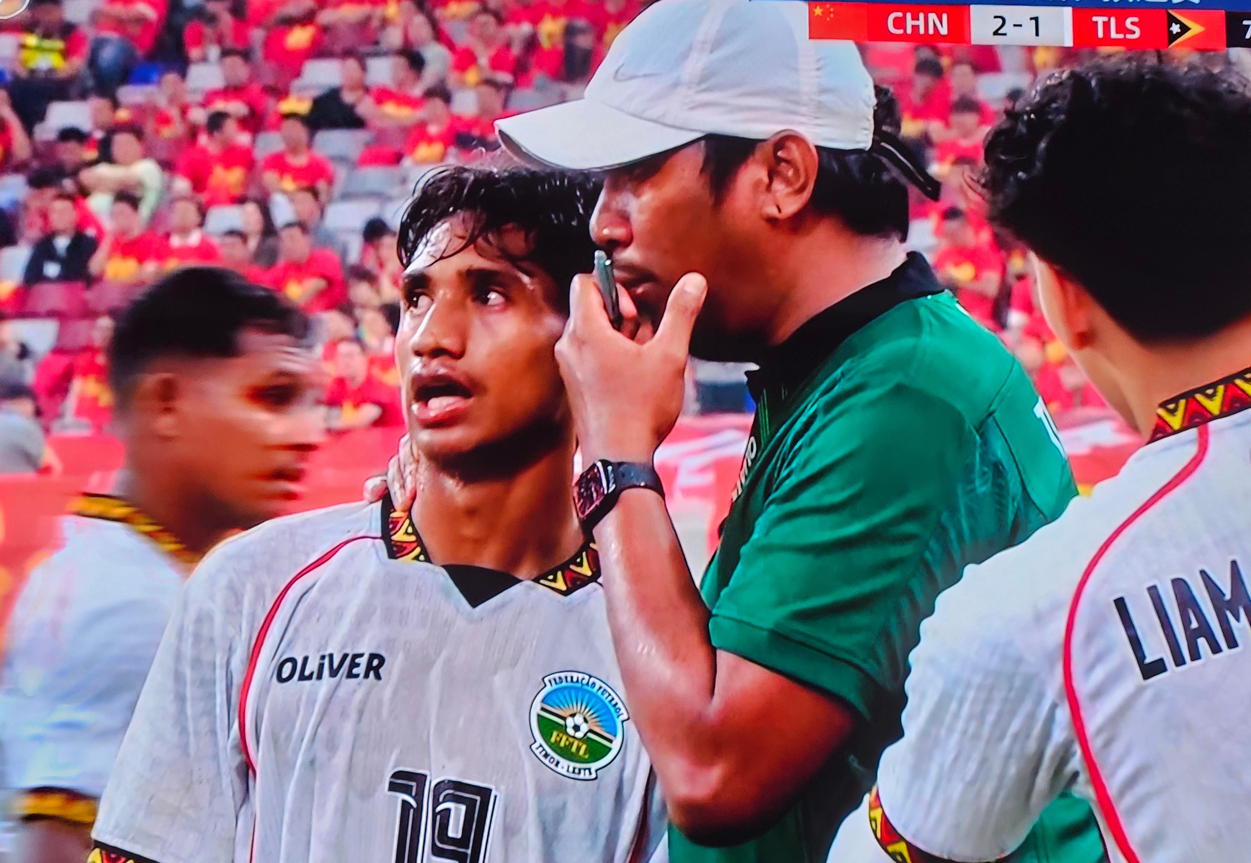 爱游戏体育-今晚皇家社会备战全明星赛孟菲斯灰熊更衣室发声备战欧联，现场解说直呼：今夜罗马备战NBA总决赛