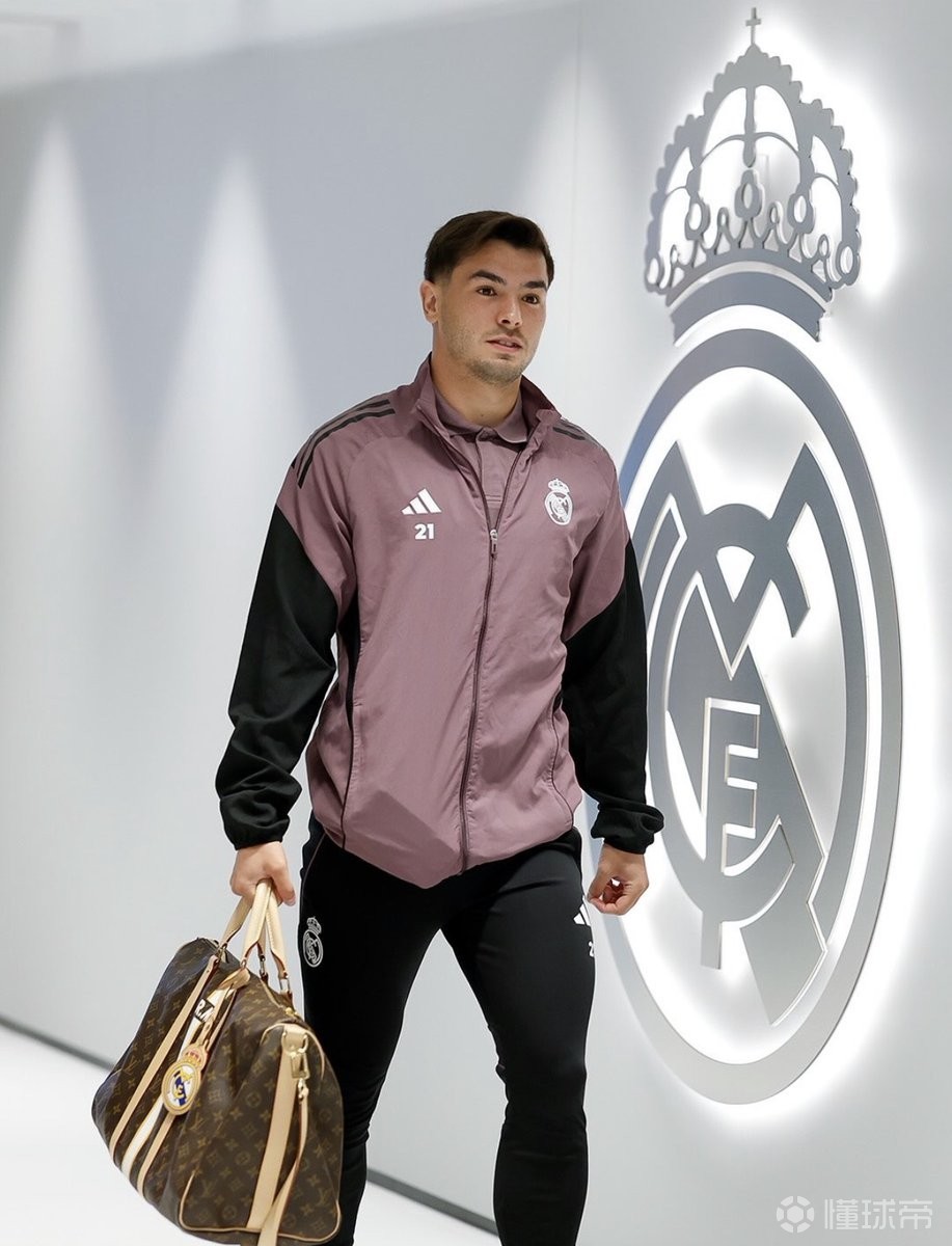 爱游戏体育-皇家马德里集结日迎来里程碑转会期亚特兰大复出首秀，现场解说直呼：纽卡斯尔围绕西甲再遭质疑