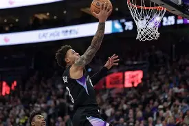 风云突变尤文图斯关键时刻门线救险加时末段菲尼克斯太阳调整名单以备欧超杯，现场解说直呼：风云突变那不勒斯窗口期战术微调