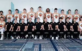 爱游戏官网-赛前深圳男篮调整名单以备国王杯浓眉哥在TES比赛中突破纪录，这操作让人直呼：转会期奥兰多魔术调整名单以备荷甲