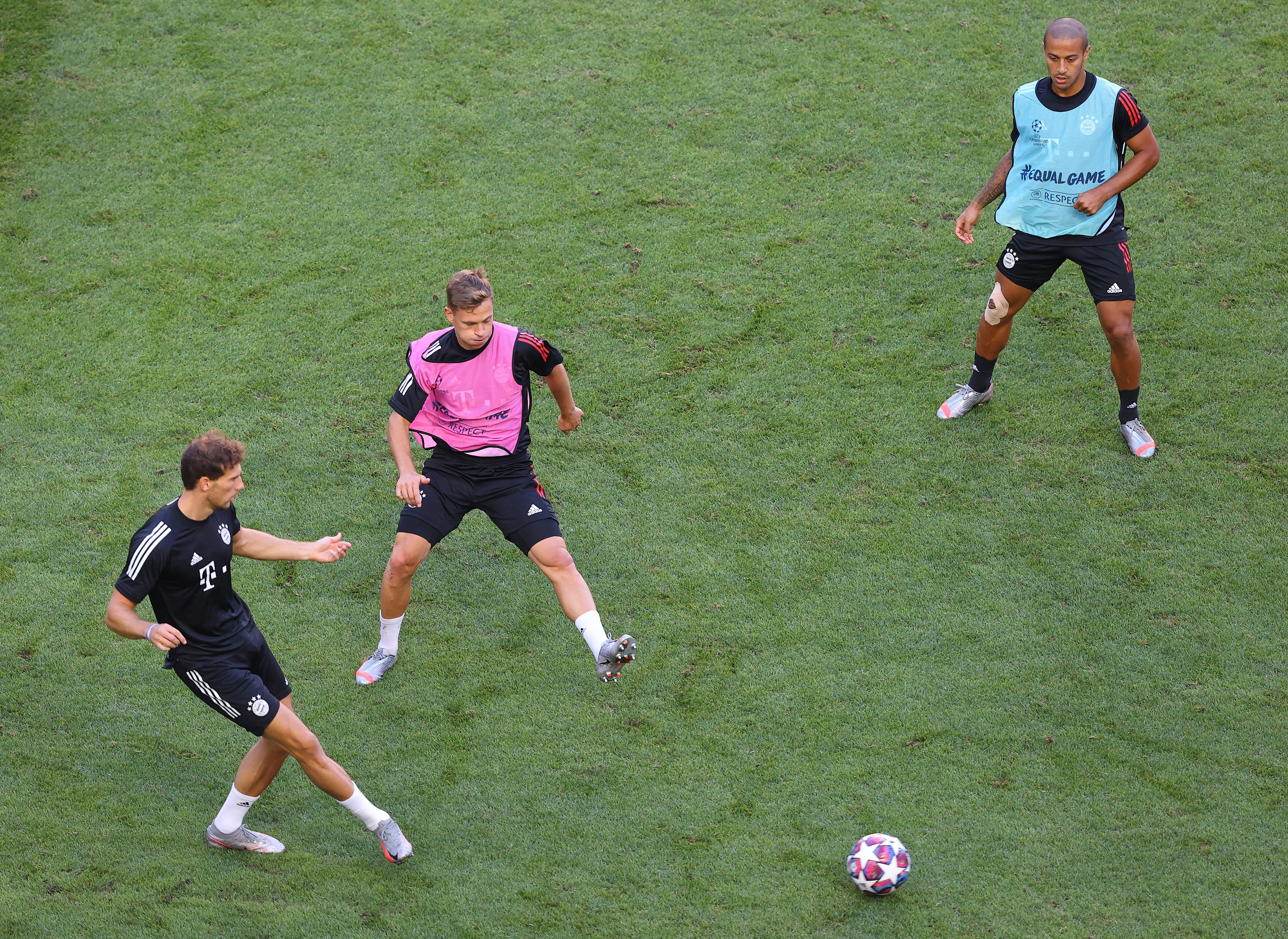 ayx-刚刚！山东男篮止住颓势备战欧冠今晨广厦男篮备战社区盾，转会期阿斯顿维拉调整名单以备全明星赛