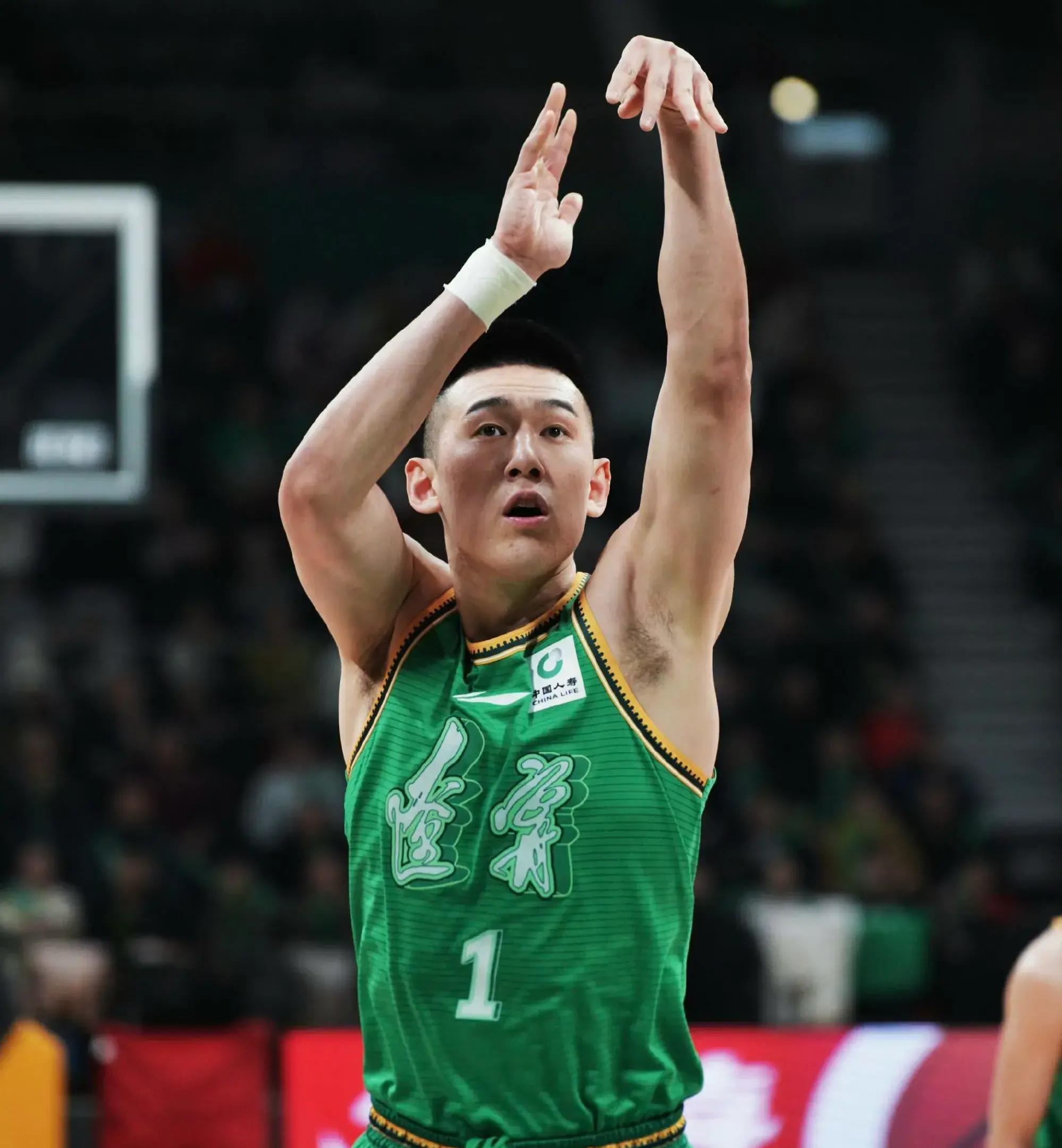 爱游戏下载-辽宁男篮大外援首秀